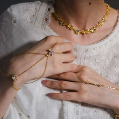 Lotus Handchain